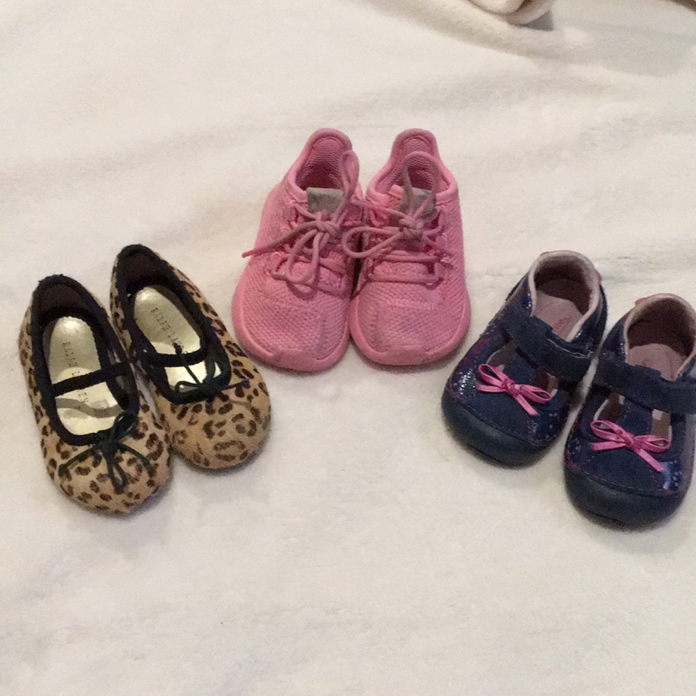 Bundle of shoes size 4